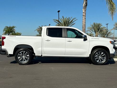 New 2026 Chevrolet Silverado 1500 LT w/ Convenience Package II AWD/4WD image 3
