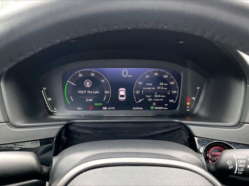 Used 2023 Honda Accord Sport image 11