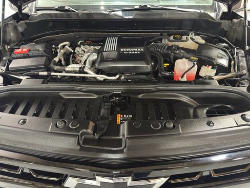 Used 2024 Chevrolet Silverado 1500 RST AWD/4WD image 42