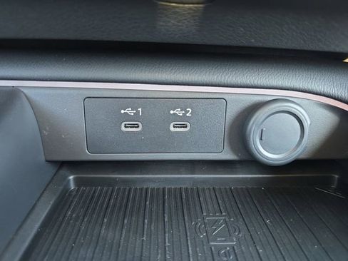 New 2026 Nissan Sentra SR image 6