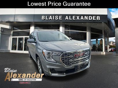 Used 2024 GMC Terrain Denali w/ Denali Premium Package