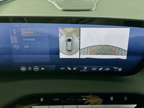 Used 2025 Buick Enclave Preferred image 23