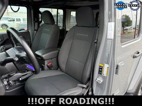 Used 2021 Jeep Wrangler Unlimited Sahara w/ Uconnect 4C Nav & Sound Group image 20