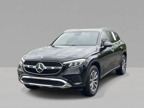 Used 2026 Mercedes-Benz GLC 300 4MATIC image 4