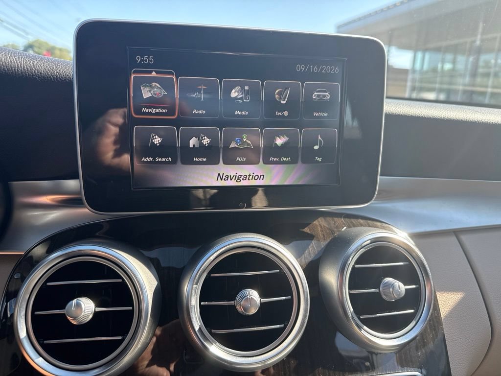 Certified 2018 Mercedes-Benz C 300 4MATIC Sedan image 9