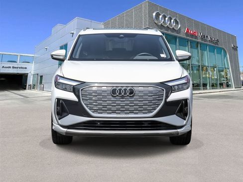 Used 2023 Audi Q4 e-tron Premium w/ Convenience Package AWD/4WD image 6