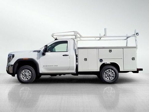 New 2026 GMC Sierra 2500 Pro w/ Convenience Package image 8