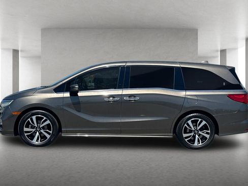Used 2019 Honda Odyssey Elite image 7