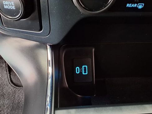 Used 2024 Ford F150 STX RWD image 11