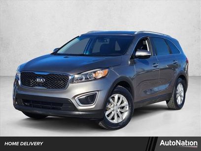 Used 2017 Kia Sorento LX w/ LX Convenience Package