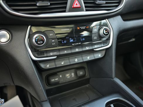 Used 2020 Hyundai Santa Fe Limited AWD/4WD image 3