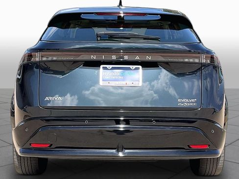 Used 2024 Nissan Ariya AWD image 4