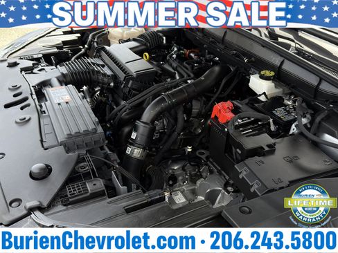 Used 2024 Lincoln Nautilus Premier w/ Equipment Group 102A AWD/4WD image 31
