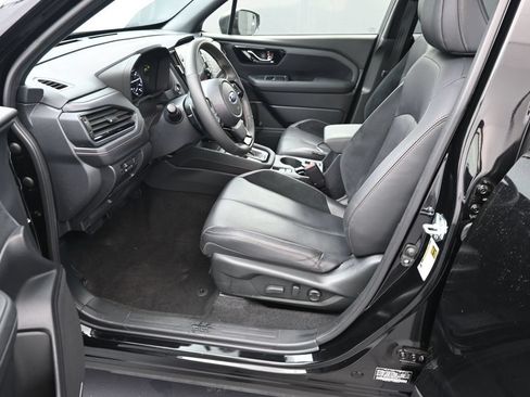 Certified 2025 Subaru Forester Touring w/ Popular Package - Touring AWD/4WD image 16
