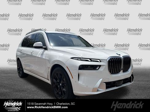 Used 2026 BMW X7 xDrive40i AWD/4WD image 1