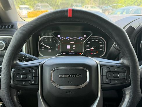 Used 2021 GMC Sierra 1500 Denali w/ Denali Ultimate Package AWD/4WD image 13
