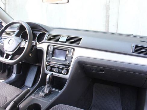 Used 2018 Volkswagen Passat 2.0T S w/ Driver Assistance Package FWD image 13