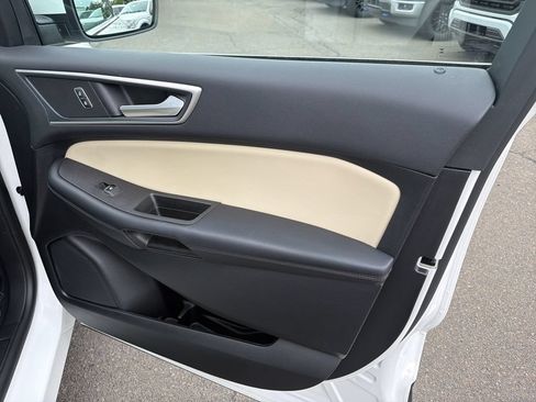 Used 2024 Ford Edge SEL w/ Convenience Package AWD/4WD image 14