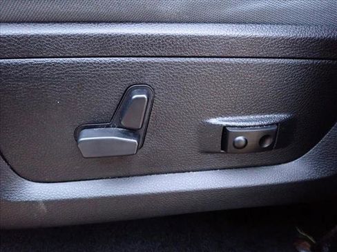 Used 2016 RAM 1500 Outdoorsman image 13