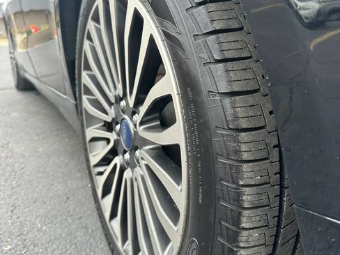 Used 2018 Ford Fusion Titanium AWD/4WD image 7