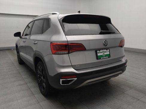 Used 2022 Volkswagen Taos SE FWD image 5