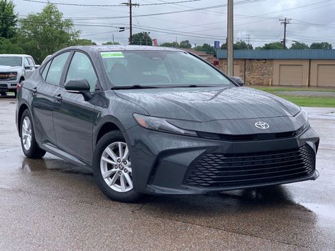 Used 2026 Toyota Camry LE FWD image 1