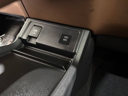 Certified 2025 Acura RDX SH-AWD w/ Technology Package image 40