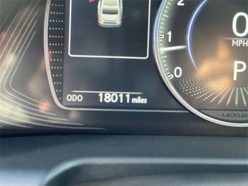 Used 2024 Lexus ES 350 w/ Premium Package image 13
