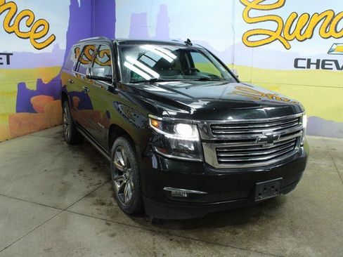 Used 2017 Chevrolet Tahoe Premier image 2