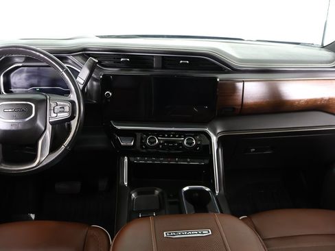 Used 2024 GMC Sierra 3500 Denali Ultimate image 42