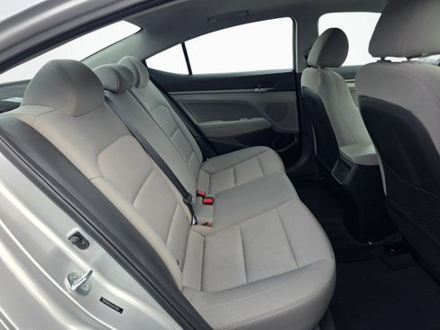 Used 2018 Hyundai Elantra Value Edition FWD image 22