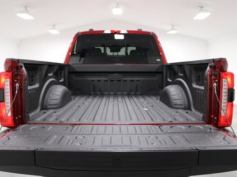 New 2026 Ford F250 Lariat w/ Black Appearance Package image 17