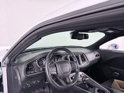 Used 2022 Dodge Challenger R/T Scat Pack w/ Dynamics Package image 24