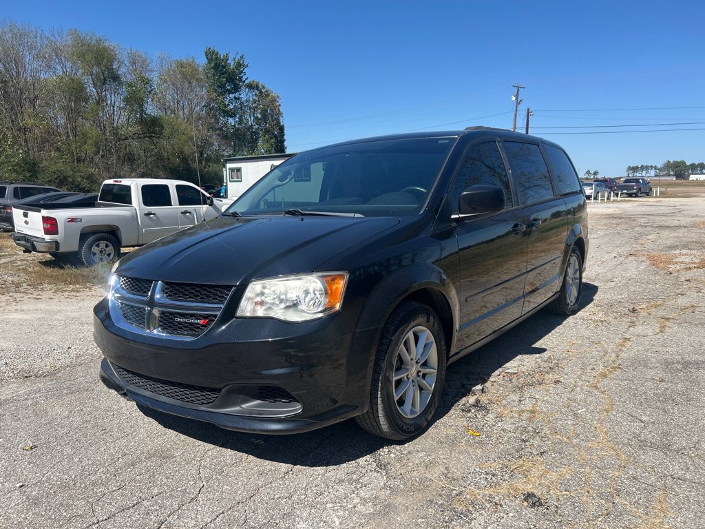 Used 2016 Dodge Grand Caravan SXT FWD image 3