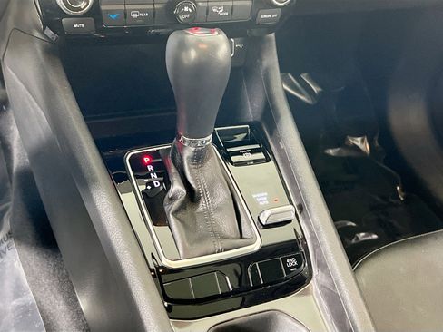 Used 2022 Jeep Compass Latitude w/ Sun and Sound Group image 16