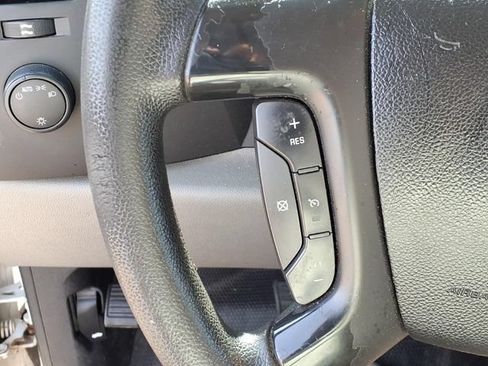 Used 2011 GMC Sierra 1500 W/T w/ Work Truck Preferred Package RWD image 8