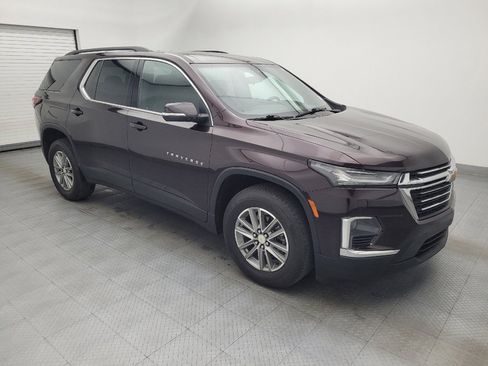 Used 2022 Chevrolet Traverse LT FWD image 11