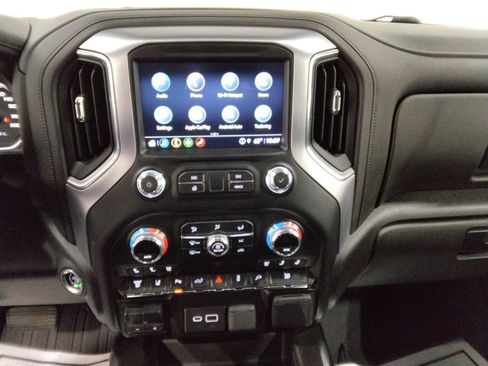 Used 2022 GMC Sierra 2500 SLT w/ SLT Convenience Package image 19