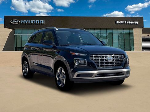 New 2026 Hyundai Venue SEL image 11