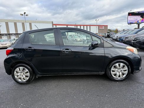 Used 2012 Toyota Yaris LE image 4