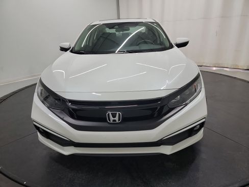 Used 2019 Honda Civic EX image 2