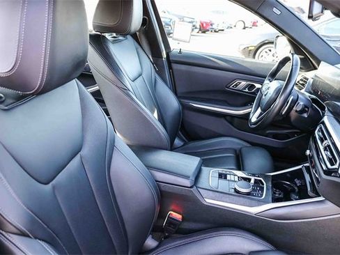 Used 2023 BMW 330i 330i image 18