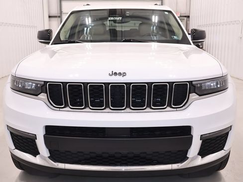 Used 2021 Jeep Grand Cherokee L Limited AWD/4WD image 5
