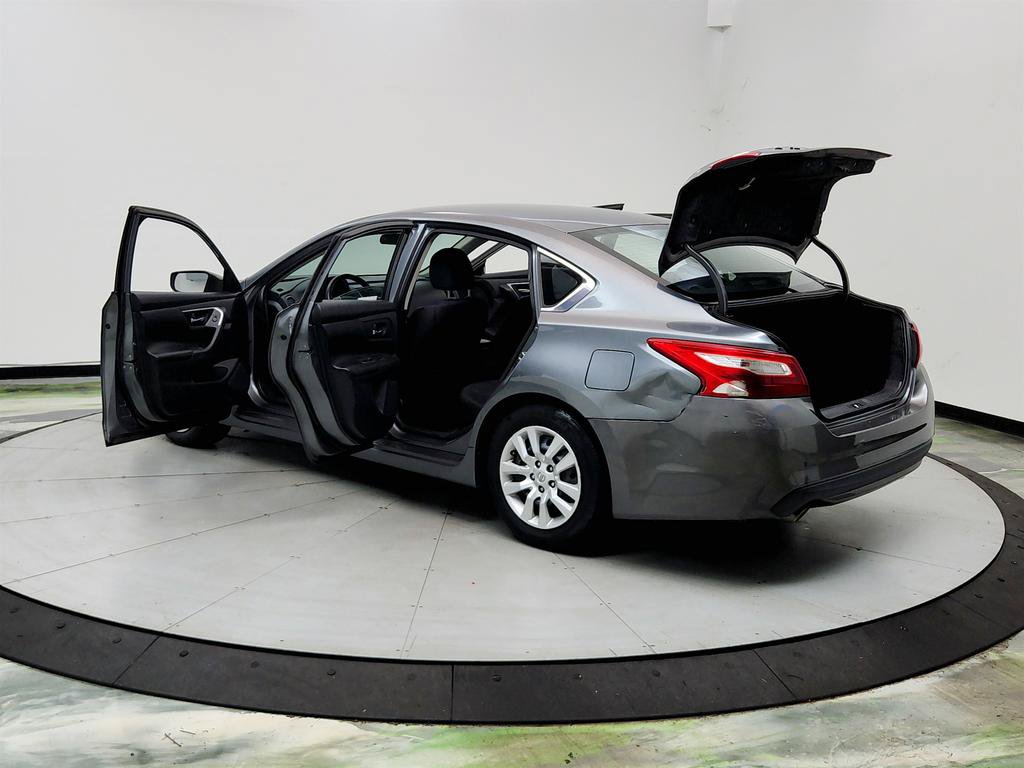 Used 2016 Nissan Altima 2.5 S w/ Power Driver Seat Package FWD image 12
