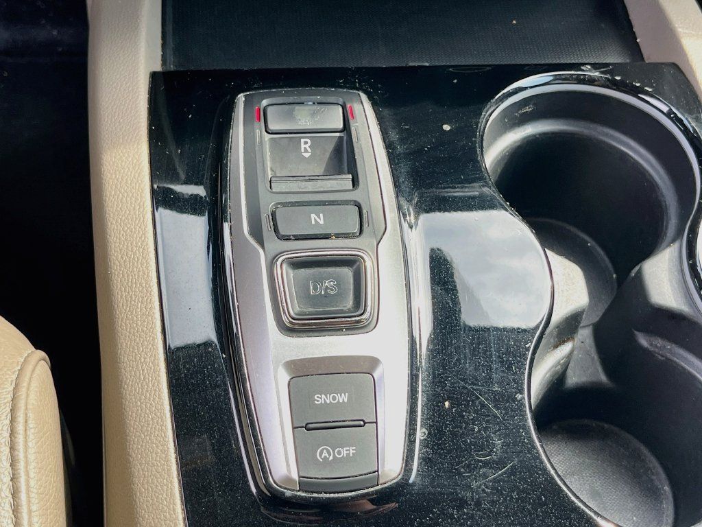 Used 2019 Honda Pilot Touring image 17