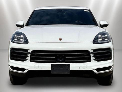 Used 2022 Porsche Cayenne AWD/4WD image 2
