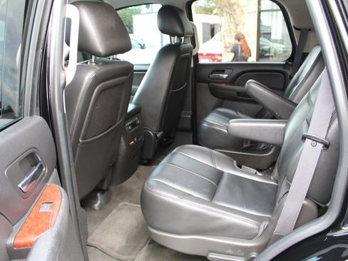Used 2013 GMC Yukon SLT AWD/4WD image 14