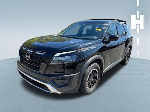 Used 2023 Nissan Pathfinder Rock Creek image 3