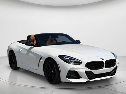 Used 2024 BMW Z4 M40i w/ Premium Package RWD image 3