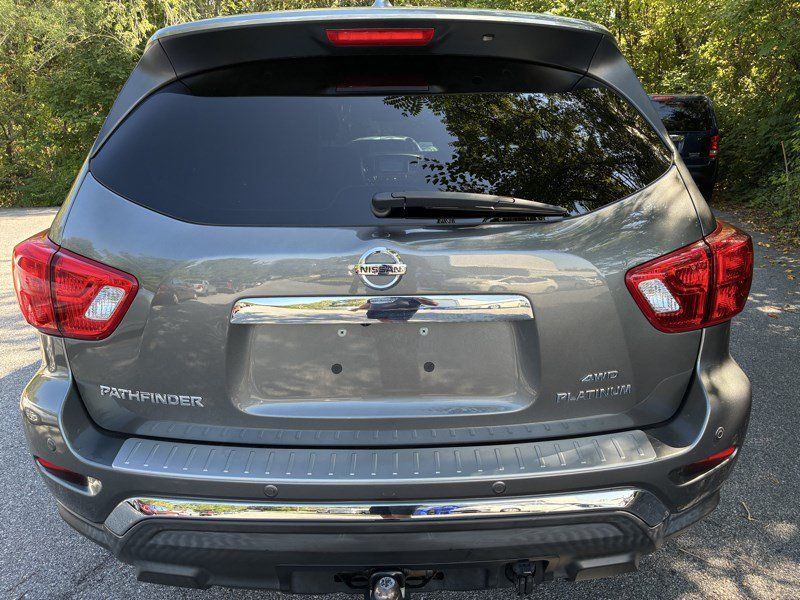 Used 2019 Nissan Pathfinder Platinum AWD/4WD image 6